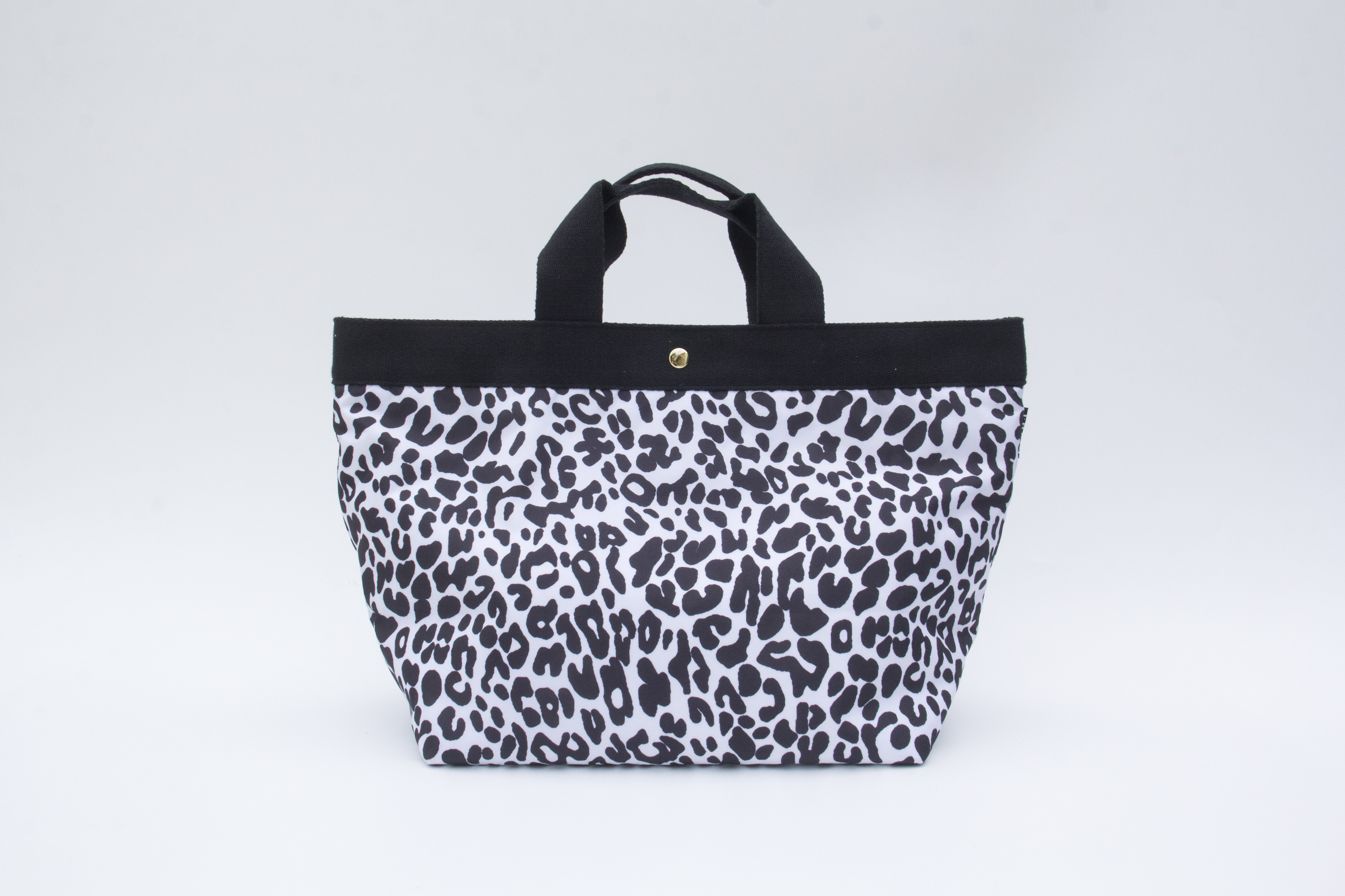 Leopard print M handbag